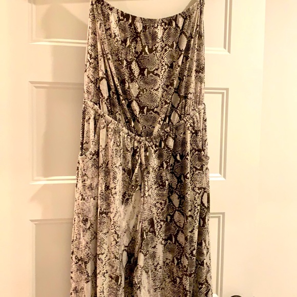 NWT Snake print strapless jumpsuit - Picture 5 of 5
